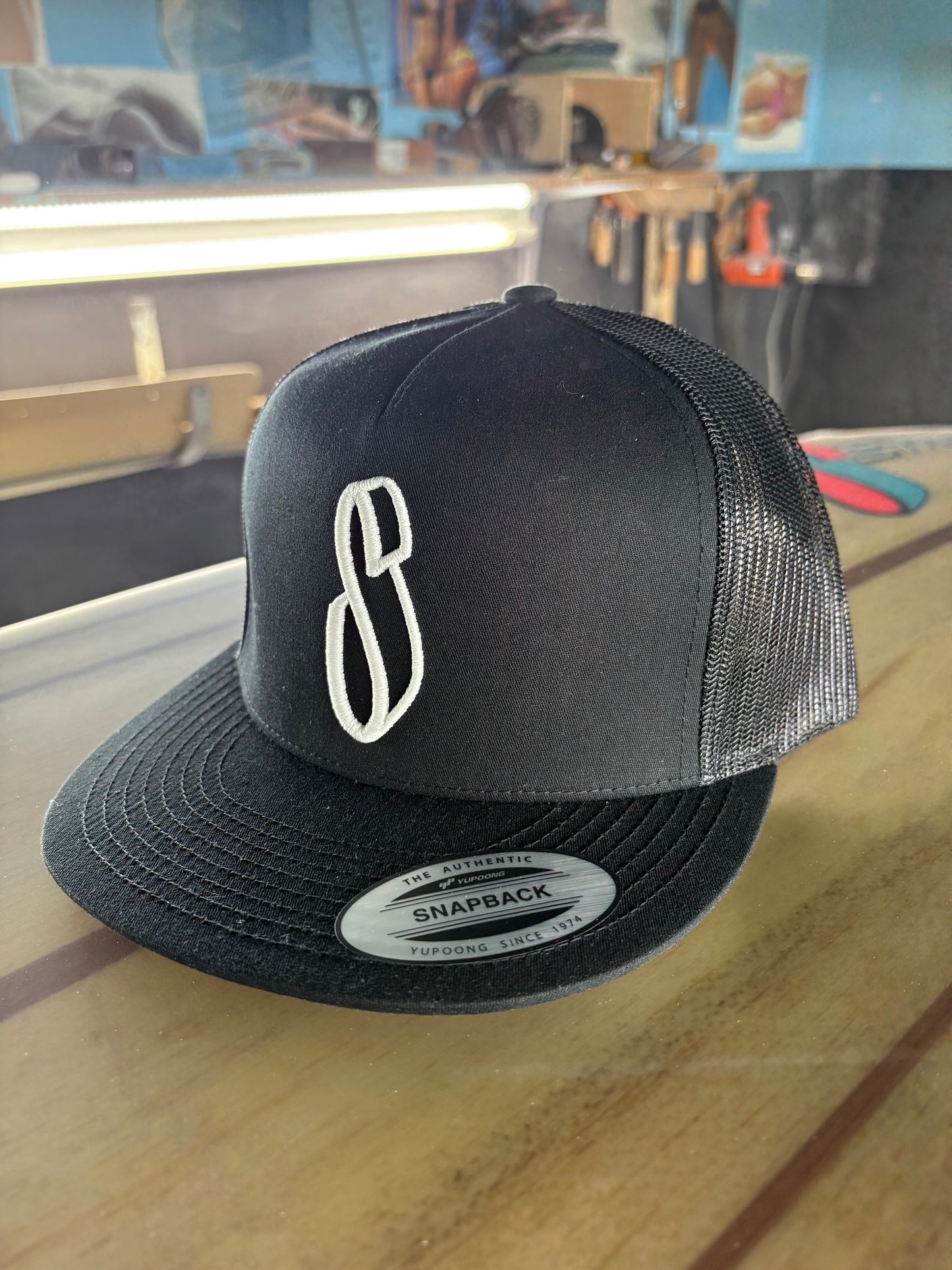 Stretch Mesh Snap Back